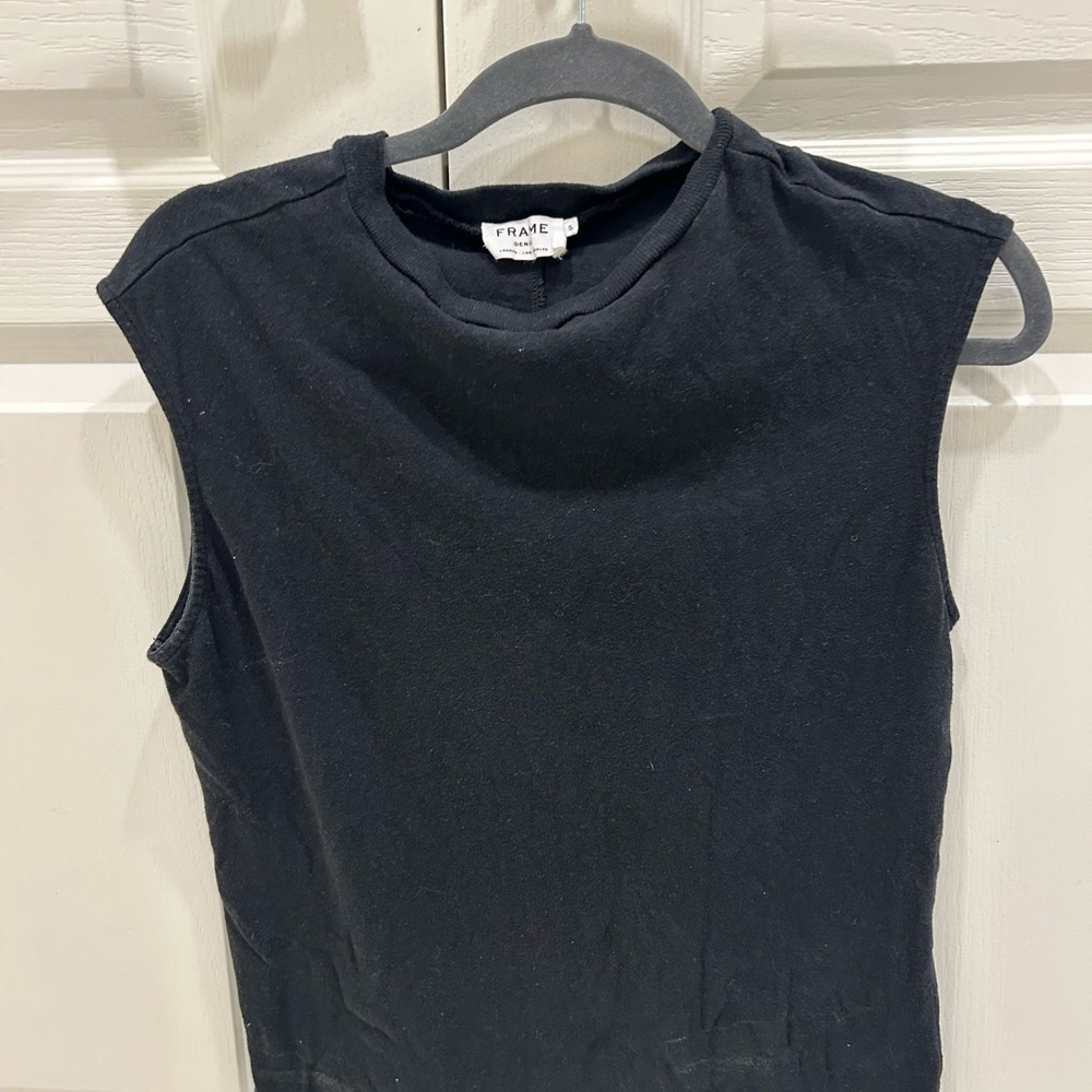 Frame Classic Black Sleeveless Tee Top